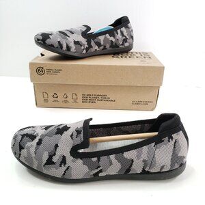 Clarks Ballet Flats 6.5 Black Gray Camo Stretch Knit Comfort Slip On Shoes New